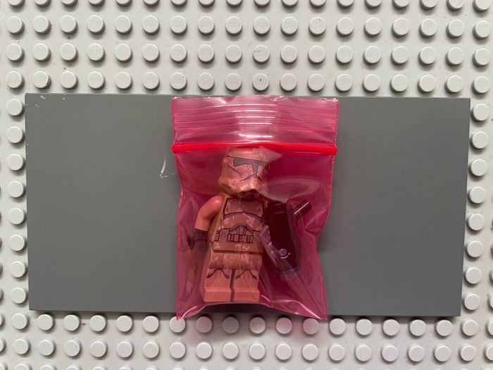 lego Star Wars sw0519 Clone Trooper, 41st Elite Corps (Phase 2) minifigure- Kashyyyk Camouflage, Scowl