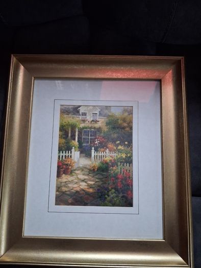 Medium framed prints