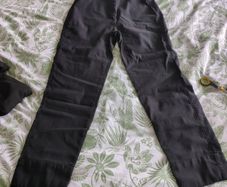 Black 3/4 trousers