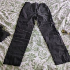 Black 3/4 trousers