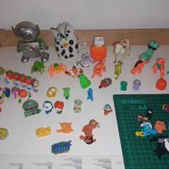 Vintage Toy Bundle  Mixed Figures Lot