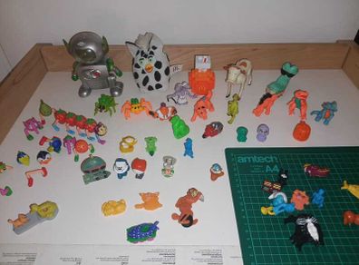 Vintage Toy Bundle  Mixed Figures Lot