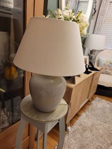 Table lamp