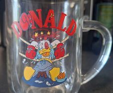 Vintage 1980's Disneyland Paris Donald Duck Beer Pint Glass