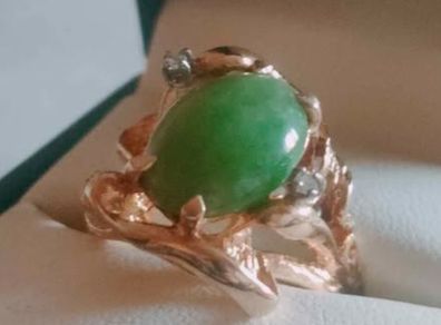 Jade & diamond 14 ct gold