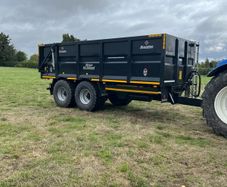 Broughan 20ft root crop trailer