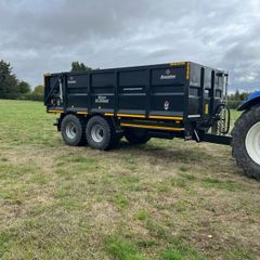 Broughan 20ft root crop trailer