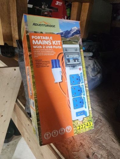 Adventuridge Portable Mains Kit with 2 USB Ports