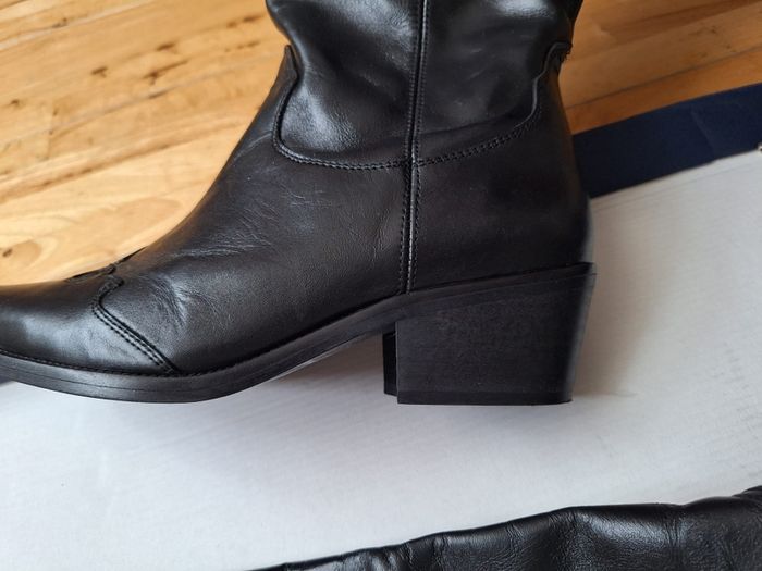 leather boots