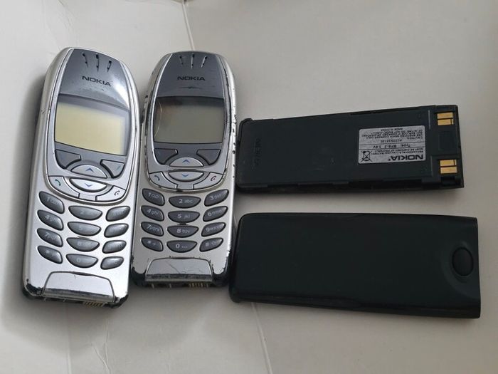 2x nokia 6310i for 60e