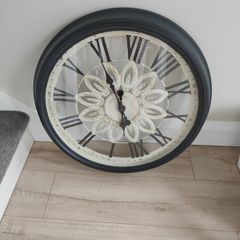 Large clock