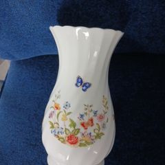 8 inch Aynsley cottage garden vase