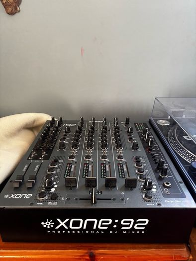 Xone 92 mixer