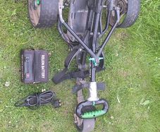 Electric golf trolley