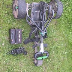 Electric golf trolley