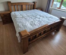 Wooden superking (6 ft) bedroom set: bedframe and two matching lockers
