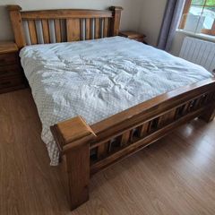 Wooden superking (6 ft) bedroom set: bedframe and two matching lockers