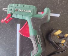 glue gun