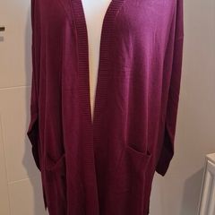New pocket Cardigan size XL