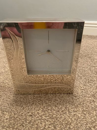 Beleek Living Mantle Clock