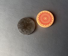 carrom striker