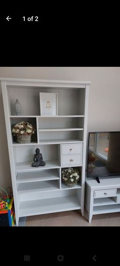 Willis & Gambier cabinet