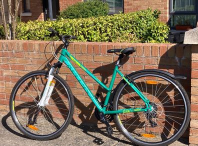 Kelly's Clea 30 woman bike