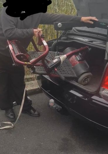 Mobility scooter saloon Car lift Carolift 40