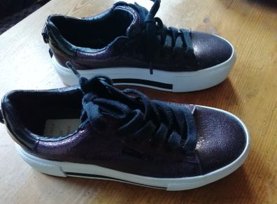 Kendall & Kylie Trainers Size 71/2 as New