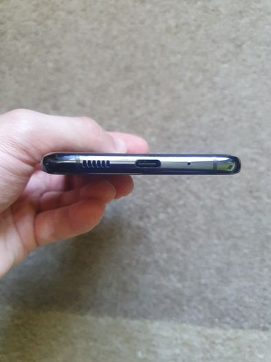 Samsung Galaxy S20 Plus 4G 128GB Cosmic Black Unlocked + Free Case