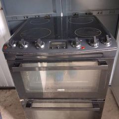 Cooker