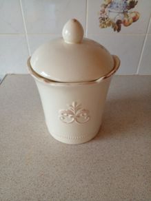 Jar - Vintage design Eden Finest Quality Ceramics