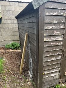 8' x 6' Shed.
