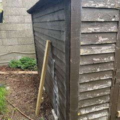 8' x 6' Shed.