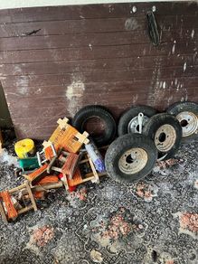 Boat trailer wheels