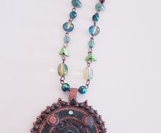 Beaded Necklace with Round Pendant