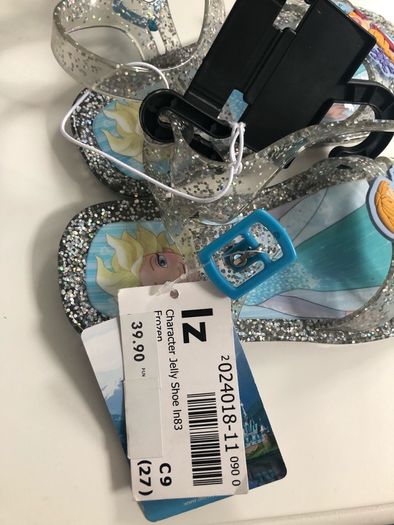 Frozen sandals