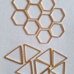 Beads Gold Base