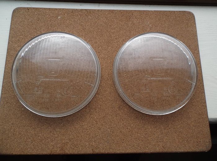 2.Glass Lens For Spotlamps.