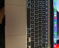 MacBook pro 2022 M2 512GB