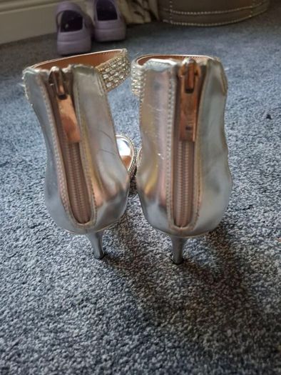 Roland Cartier Sandals