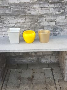 Flower pot Holders      X 3