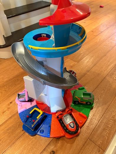Paw Patrol bundle(Tower,  Vehicles and characters)