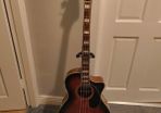 Fender Kingman acoustic bass with pickup