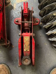 car jacks handy portable