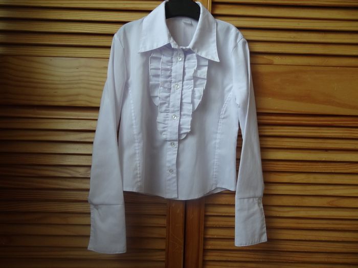 Girls white shirt school shirt uniform occasion wear 4-6yo