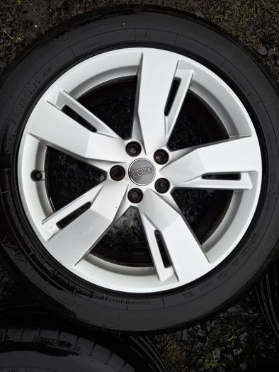 19" Genuine Audi Q5 S Line Alloys with tyres
