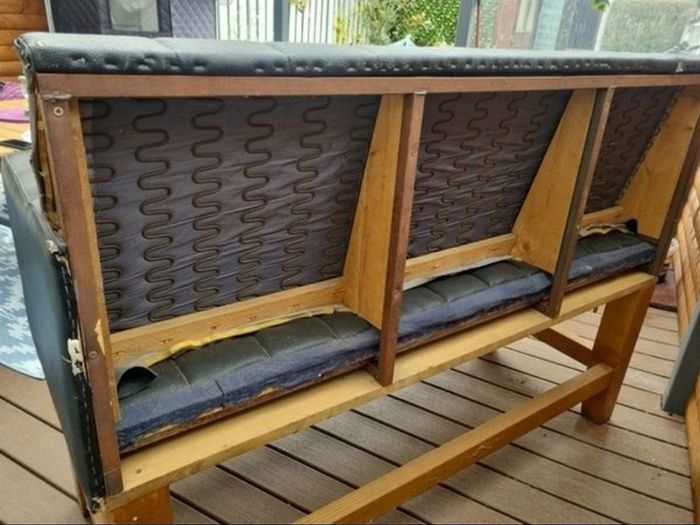 Pub Bench
