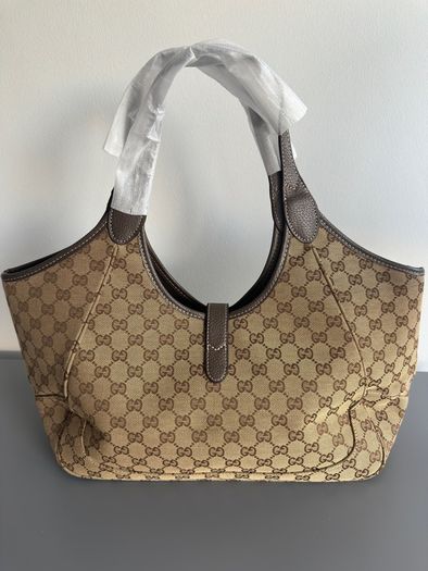 Hobo shoulder bag
