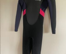 wet suit